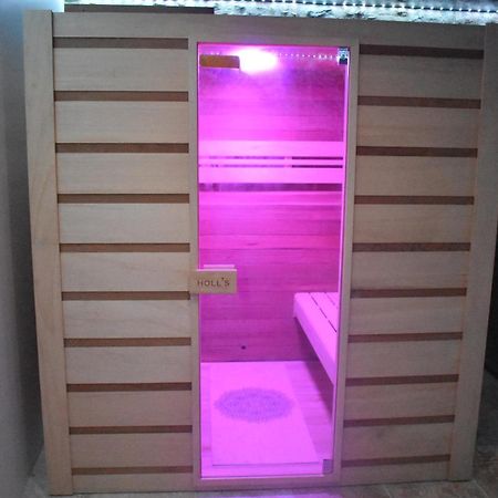 Gite A La Ferme Avec Jacuzzi Et Sauna Villefloure Dış mekan fotoğraf