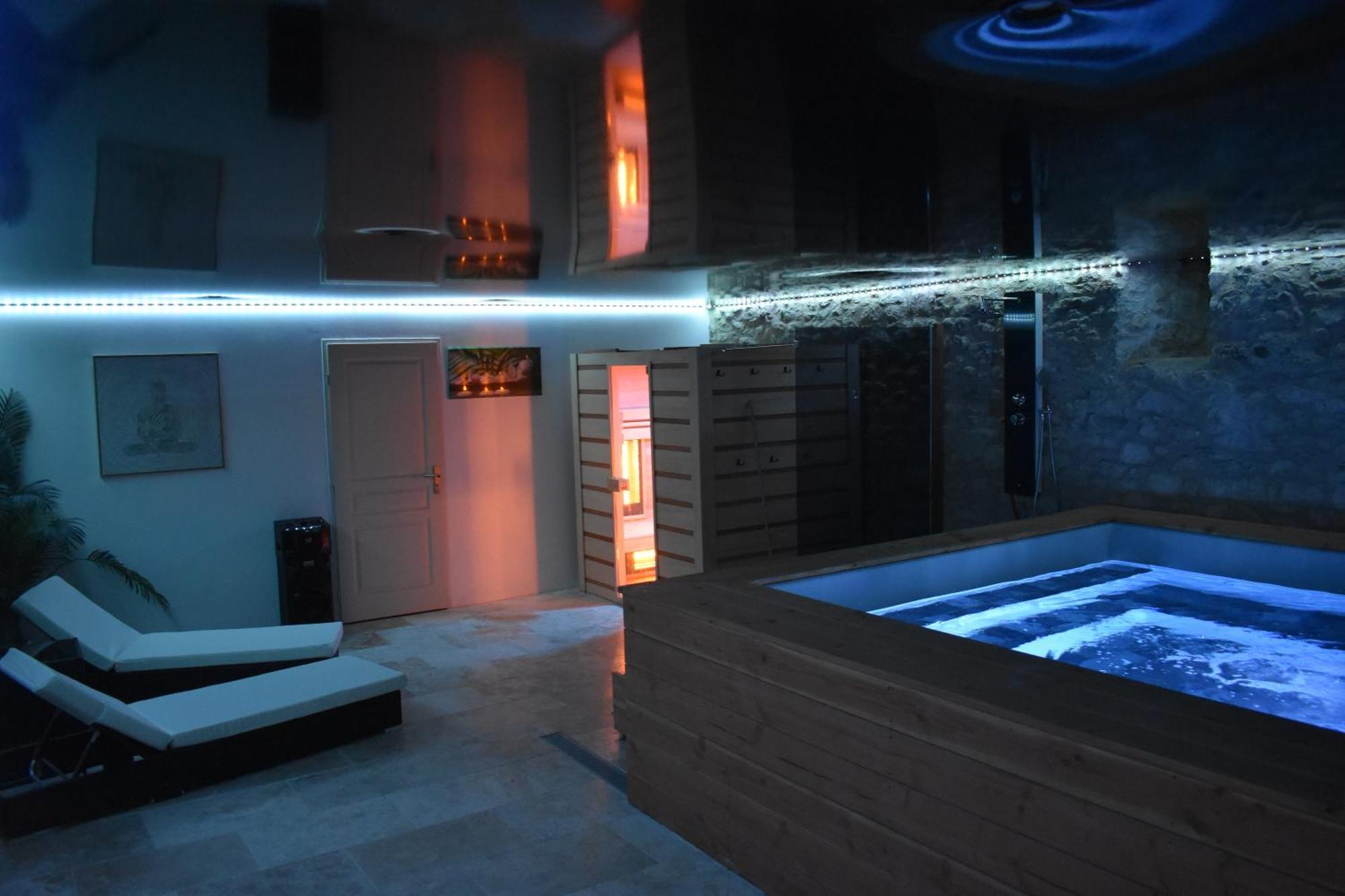 Gite A La Ferme Avec Jacuzzi Et Sauna Villefloure Dış mekan fotoğraf