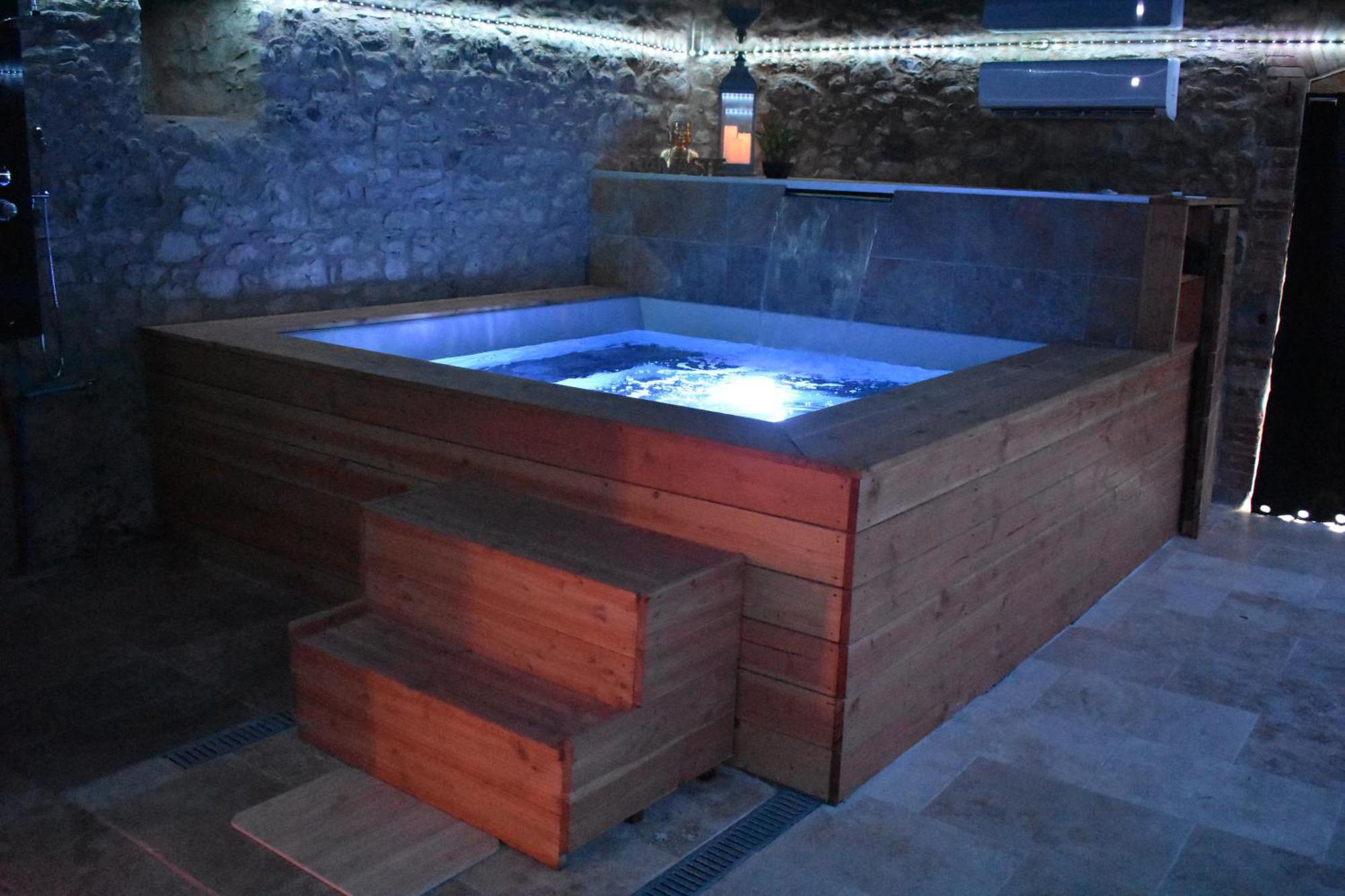 Gite A La Ferme Avec Jacuzzi Et Sauna Villefloure Dış mekan fotoğraf