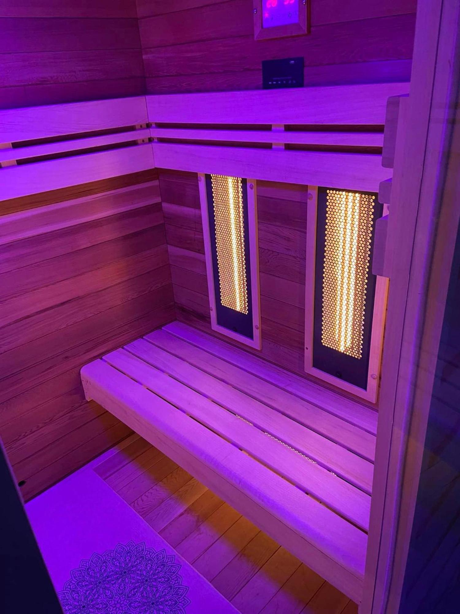 Gite A La Ferme Avec Jacuzzi Et Sauna Villefloure Dış mekan fotoğraf